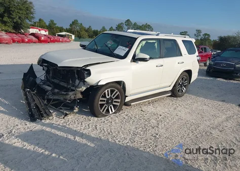 2015 Toyota 4Runner Limited z USA, uszkodzony, nr VIN JTEZU5JR5F5093028